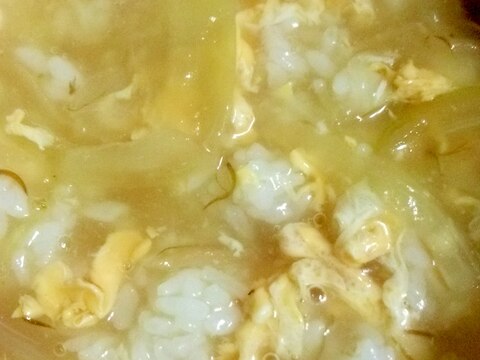 フカヒレスープのもとで玉ねぎといりこいりご飯スープ
